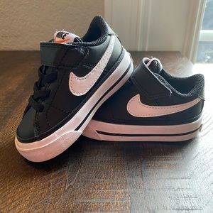 Toddler Nike Courtsides